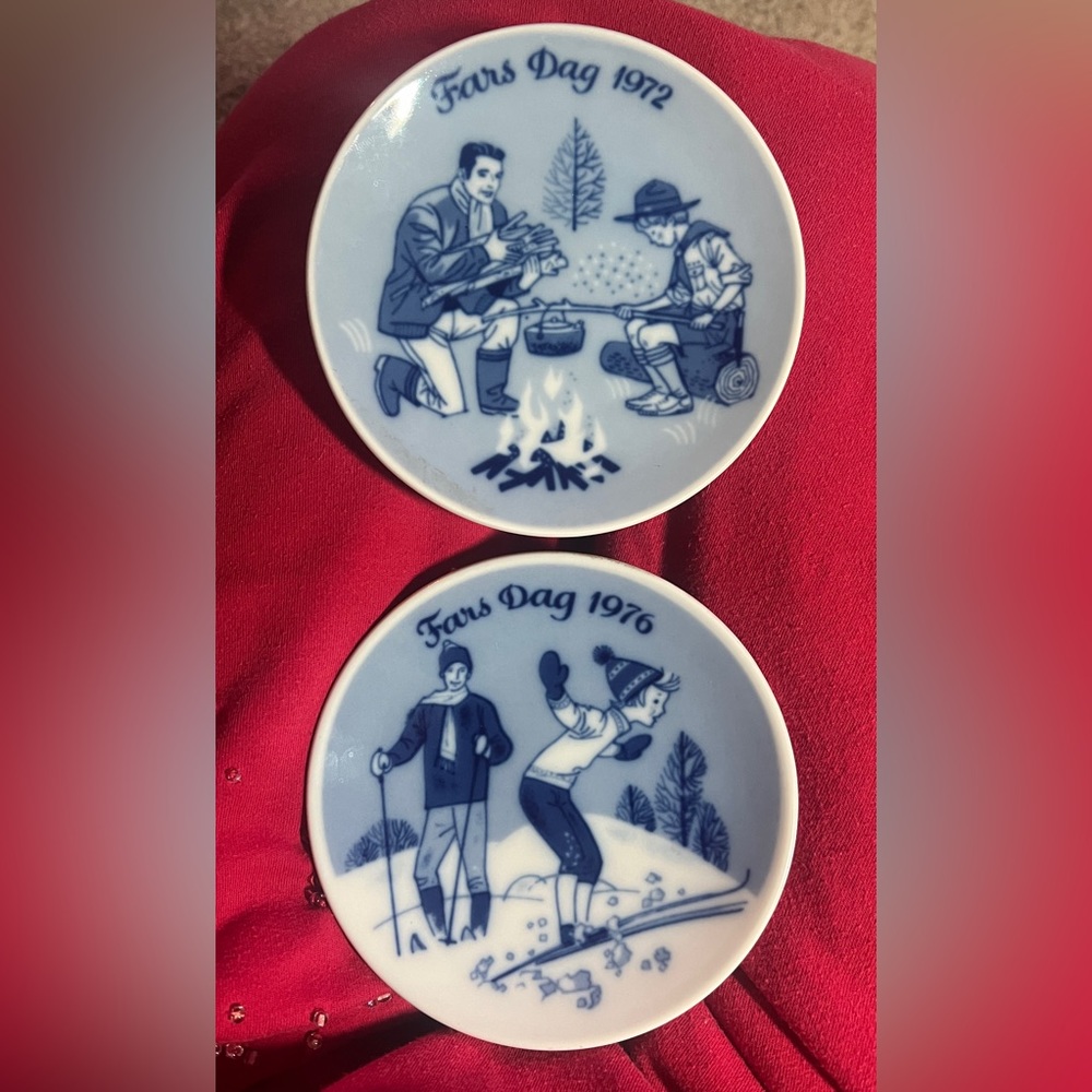 Porsgrunds Norway Father's Day 5" Blue Plates, 1972 & 1976 Limited Editions